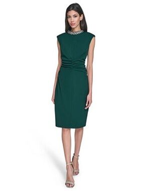 Eliza J • NWT $208 ruched Bodycon dress PTP 16”-19”